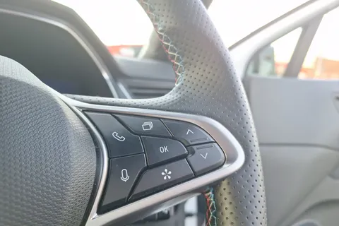 BF74UJR Renault Symbioz 1.6 E-Tech FHEV 145 Techno Esprit Alpine 5dr Auto Thumbnail #31