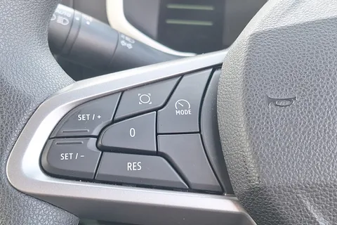 BD74OSA Dacia Spring 27kWh Extreme 65 48kW 5dr Auto Thumbnail #33