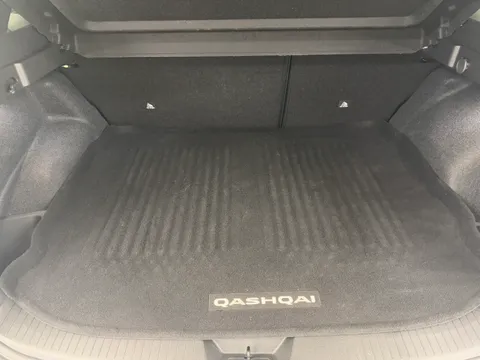 DP24XZE Nissan Qashqai 1.5 E-Power N-Connecta [Glass Roof] 5dr Auto Thumbnail #13