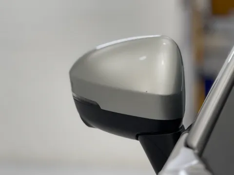 DP24XZE Nissan Qashqai 1.5 E-Power N-Connecta [Glass Roof] 5dr Auto Thumbnail #33