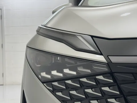 DP24XZE Nissan Qashqai 1.5 E-Power N-Connecta [Glass Roof] 5dr Auto Thumbnail #35