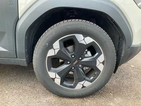 BD74VZY Dacia Duster 1.2 TCe 130 Extreme 5dr 4X4 Thumbnail #31