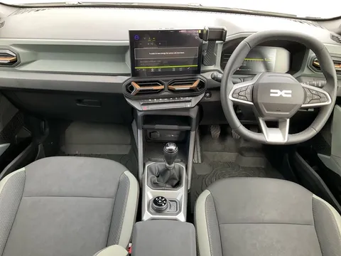 BD74VZY Dacia Duster 1.2 TCe 130 Extreme 5dr 4X4 Thumbnail #15