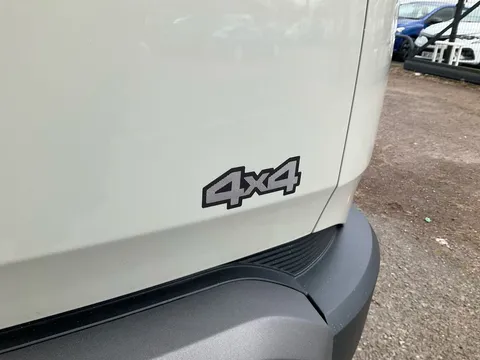 BD74VZY Dacia Duster 1.2 TCe 130 Extreme 5dr 4X4 Thumbnail #25