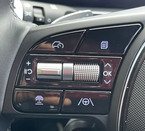 29 of 39 for Hyundai Ioniq 6 168kW Premium 77kWh 4dr Auto ⭐CAMERA⭐SENSORS⭐HEATED SEATS⭐