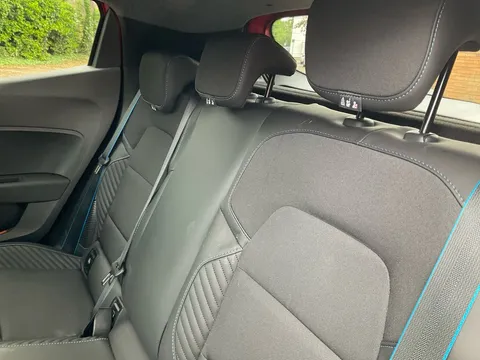 BP74ULM Renault Clio 1.6 E-TECH full hybrid 145 Esprit Alpine 5dr Auto Thumbnail #15