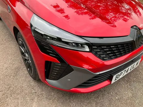 BP74ULM Renault Clio 1.6 E-TECH full hybrid 145 Esprit Alpine 5dr Auto Thumbnail #23