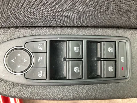 BP74ULM Renault Clio 1.6 E-TECH full hybrid 145 Esprit Alpine 5dr Auto Thumbnail #22