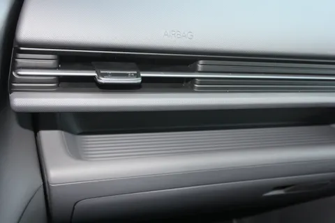 DX25XSK Hyundai Kona 160kW Ultimate 65kWh 5dr Auto Thumbnail #11