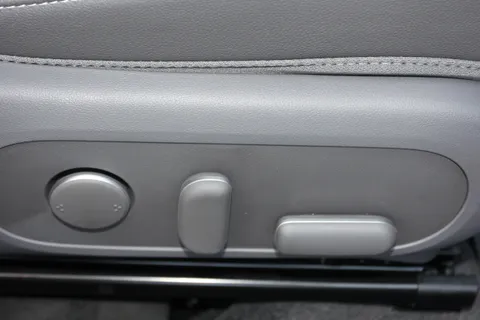 DX25XSK Hyundai Kona 160kW Ultimate 65kWh 5dr Auto Thumbnail #20