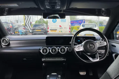 BD21XGM Mercedes-Benz A-Class A200d Exclusive Edition 5dr Auto Thumbnail #4