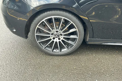 BD21XGM Mercedes-Benz A-Class A200d Exclusive Edition 5dr Auto Thumbnail #5