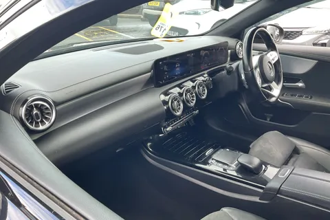 BD21XGM Mercedes-Benz A-Class A200d Exclusive Edition 5dr Auto Thumbnail #28