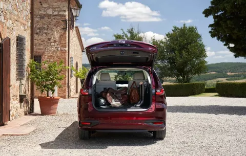  Mazda Cx-80 ESTATE 2.5 PHEV Homura 5dr Auto AWD Thumbnail #4