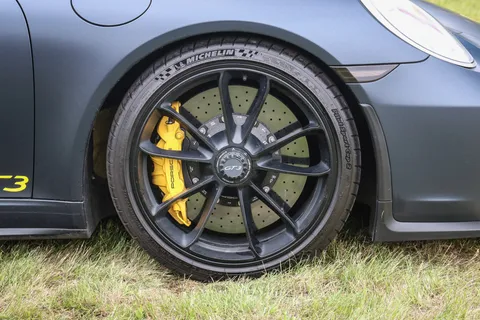 69AM Porsche 911 Gt3 Thumbnail #5