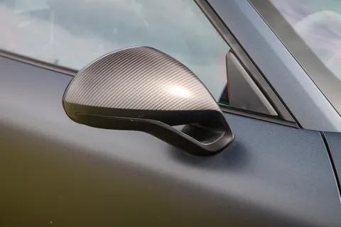 69AM Porsche 911 Gt3 Thumbnail #23