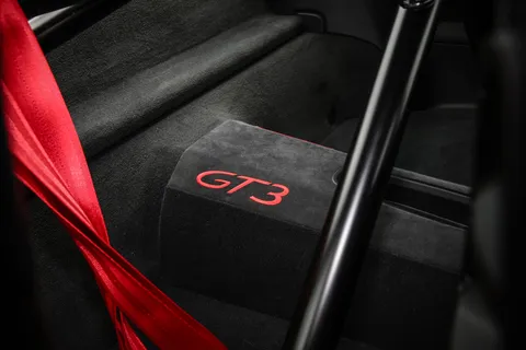 69AM Porsche 911 Gt3 Thumbnail #30