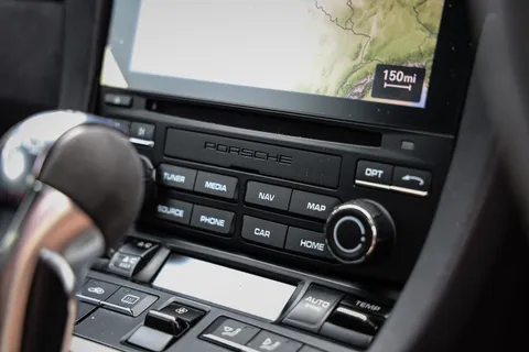 69AM Porsche 911 Gt3 Thumbnail #38