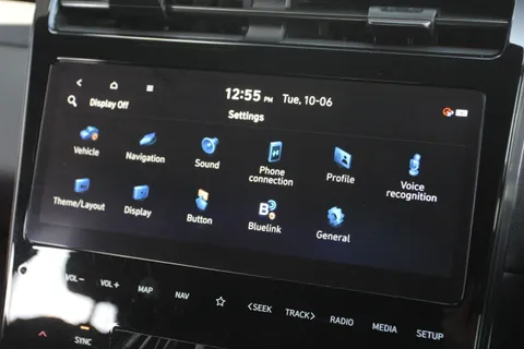 DY73OUD Hyundai Tucson 1.6 TGDi Plug-in Hybrid N Line 5dr 4WD Auto Thumbnail #18