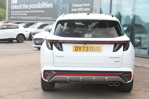 DY73OUD Hyundai Tucson 1.6 TGDi Plug-in Hybrid N Line 5dr 4WD Auto Thumbnail #12