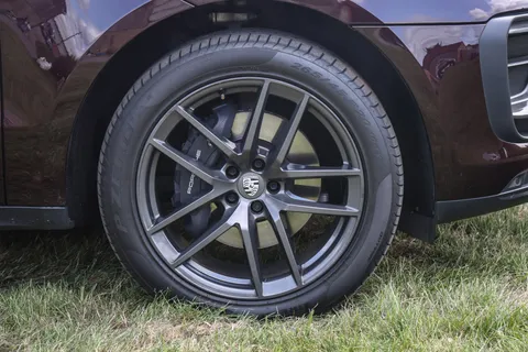 BA73XFC Porsche Macan T 5dr PDK Thumbnail #10