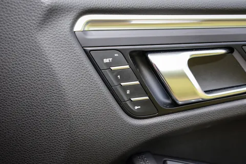 BA73XFC Porsche Macan T 5dr PDK Thumbnail #21