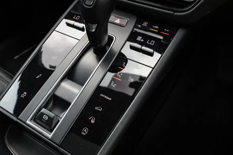 BA73XFC Porsche Macan T 5dr PDK Thumbnail #31