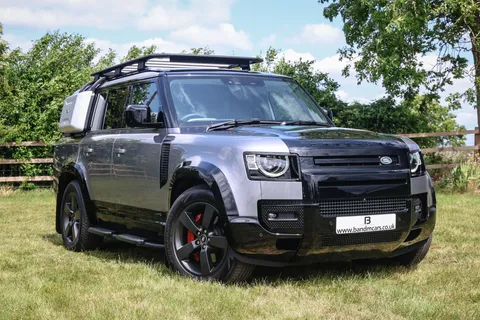 CJ73HCN Land Rover Defender 3.0 D300 X 130 5dr Auto [8 Seat] Thumbnail #1