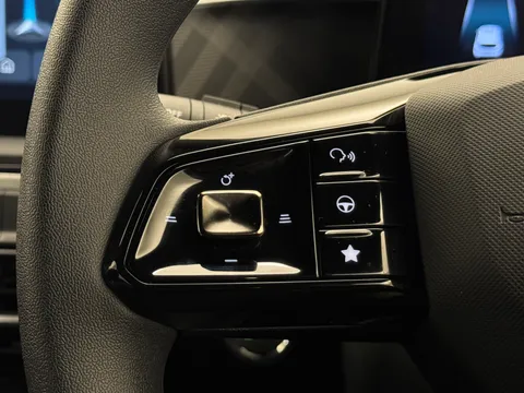 DP74UDV Mg Motor Uk Mg3 1.5 Hybrid SE 5dr Auto Thumbnail #19