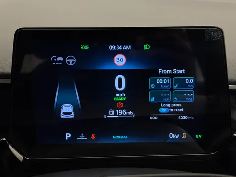 DP74UDV Mg Motor Uk Mg3 1.5 Hybrid SE 5dr Auto Thumbnail #24