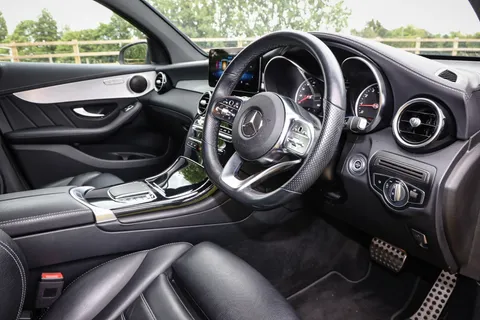 ML71KOA Mercedes-Benz GLC Coupe GLC 300 4Matic AMG Line 5dr 9G-Tronic Thumbnail #20