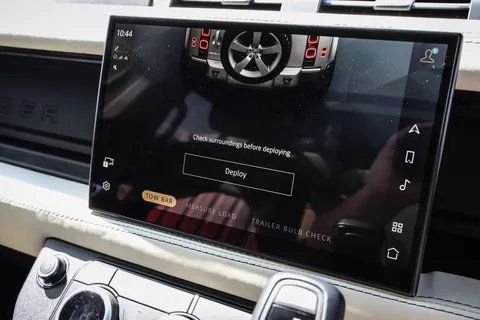 GN22WJL Land Rover Defender 5.0 P525 V8 110 5dr Auto Thumbnail #40