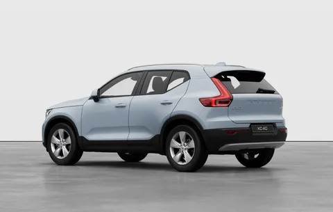 Volvo XC40 2.0 B4P Plus Black Edition 5dr Auto  Thumbnail #3