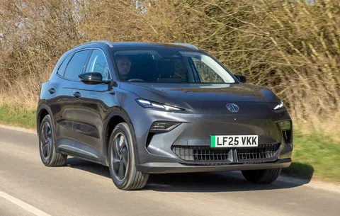  Mg Motor Uk S5 EV SE STANDARD RANGE Thumbnail #1