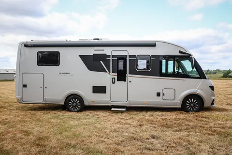 WJ74OUY Mercedes-Benz Adria Supersonic 780 Dc A Thumbnail #2