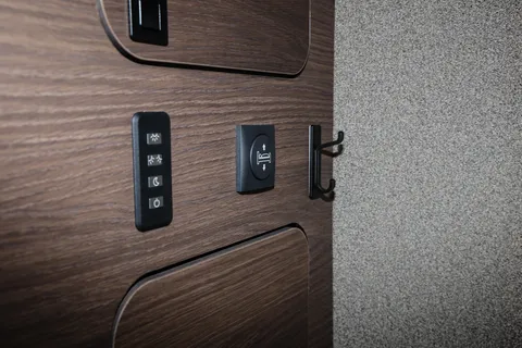 WJ74OUY Mercedes-Benz Adria Supersonic 780 Dc A Thumbnail #22