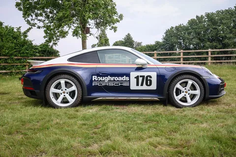 ME02TGE Porsche 911 2dr PDK Thumbnail #4