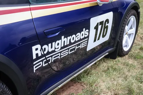 ME02TGE Porsche 911 2dr PDK Thumbnail #8