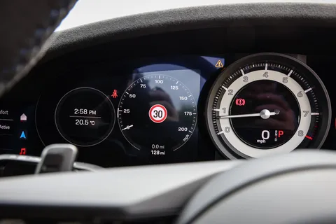 ME02TGE Porsche 911 2dr PDK Thumbnail #38