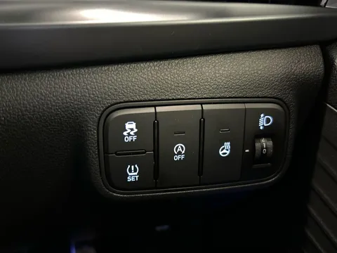 DP25NVV Hyundai i20 1.0T GDi N Line S 5dr Thumbnail #27