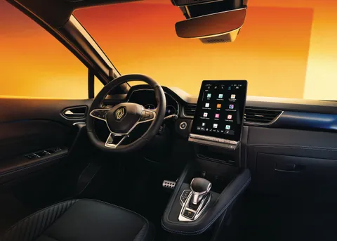  Renault Captur techno TCe 90 Thumbnail #5