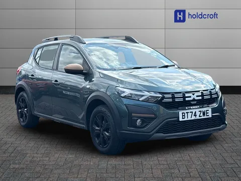 BT74ZWE Dacia Sandero Stepway 1.0 TCe 110 Extreme 5dr Thumbnail #2
