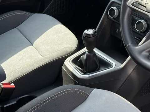 BT74ZWE Dacia Sandero Stepway 1.0 TCe 110 Extreme 5dr Thumbnail #12