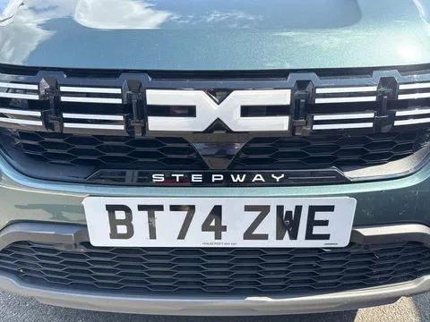 BT74ZWE Dacia Sandero Stepway 1.0 TCe 110 Extreme 5dr Thumbnail #24