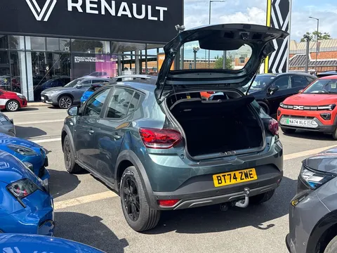 BT74ZWE Dacia Sandero Stepway 1.0 TCe 110 Extreme 5dr Thumbnail #32