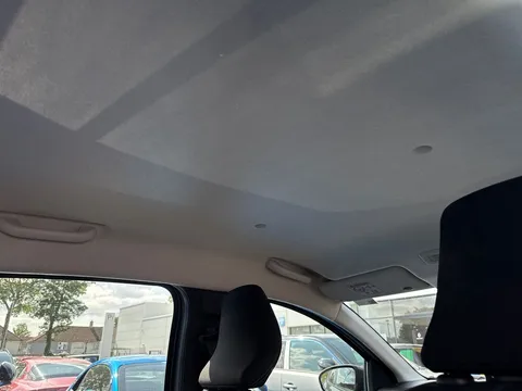 BT74ZWE Dacia Sandero Stepway 1.0 TCe 110 Extreme 5dr Thumbnail #33