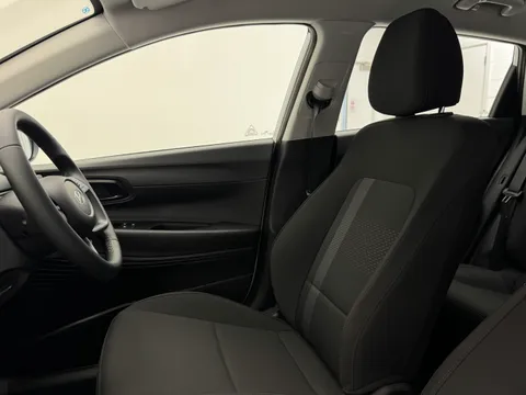 MC25YFK Hyundai i20 1.0T GDi Advance [Nav] 5dr Thumbnail #13