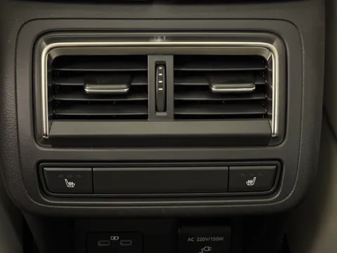 DS25FWD Mazda Cx-60 2.5 PHEV Takumi 5dr Auto [Conv/DAP/Pan roof] Thumbnail #10