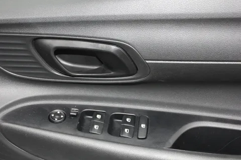 DC25OUY Hyundai i20 1.0T GDi Advance [Nav] 5dr Thumbnail #19