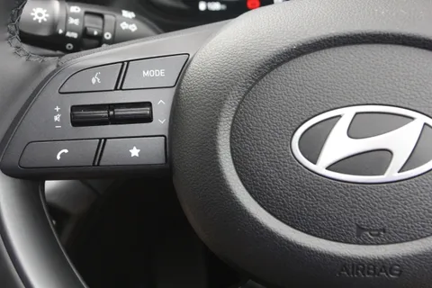 DC25OVF Hyundai i20 1.0T GDi Premium 5dr DCT Thumbnail #17